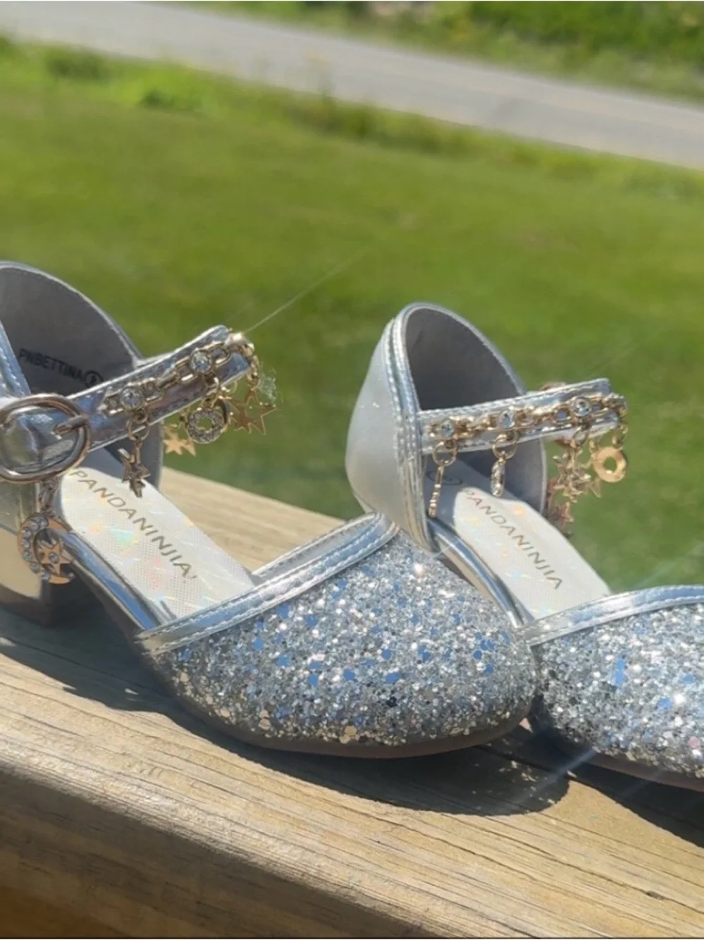 Girls' Silver Glitter Charm Mary Jane Shoes